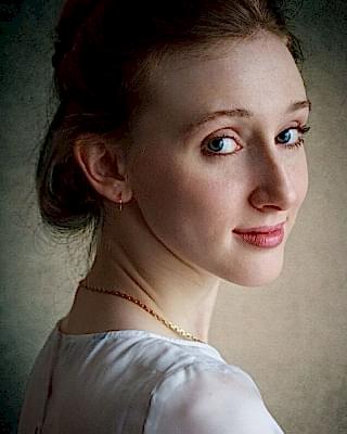 hudozhestvennyi-portret-dlja-nasti-sert