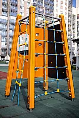 Съемка детской площадки для сайта