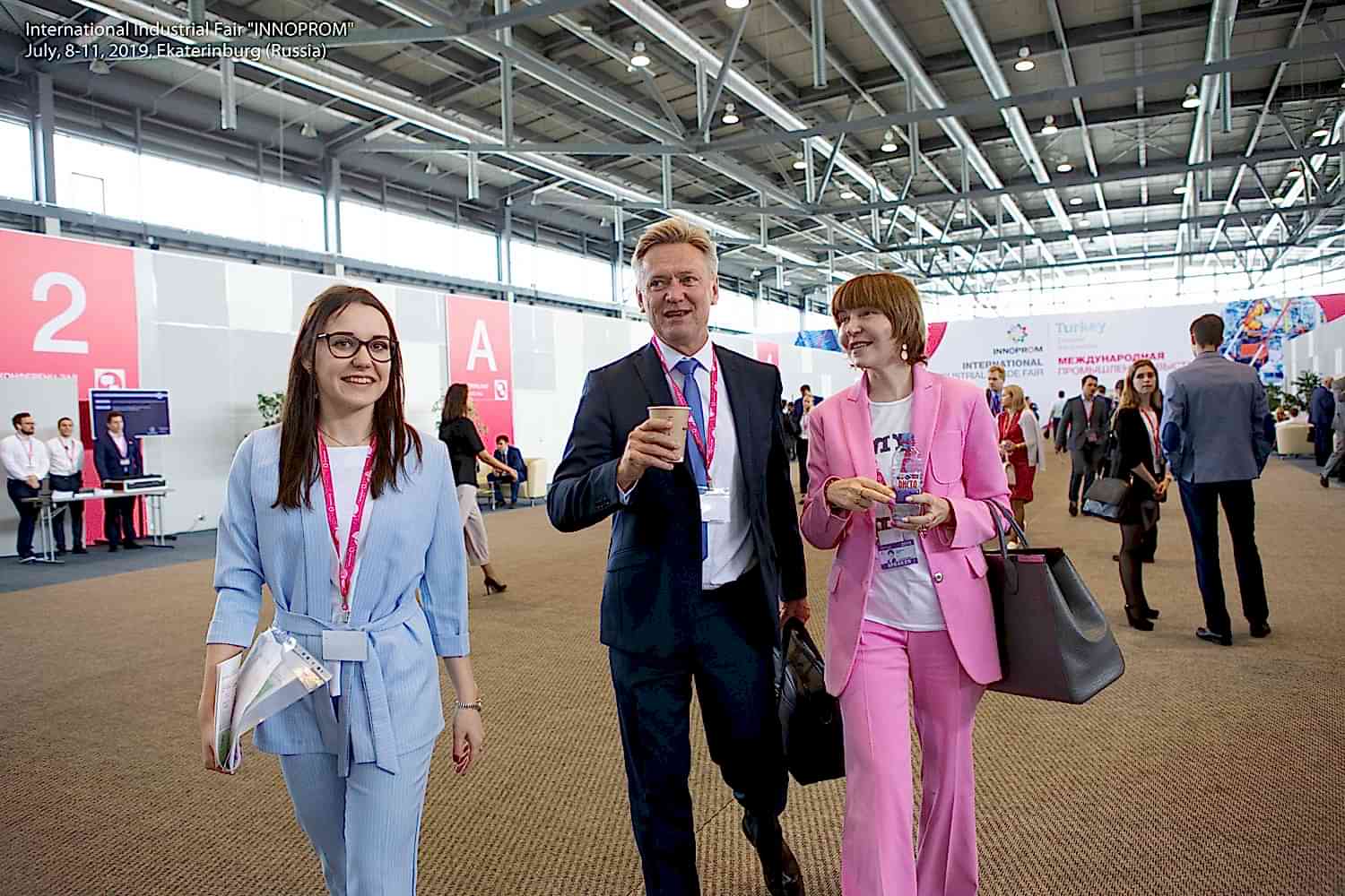 Фотограф на мероприятие в Алматы Евгений Евин